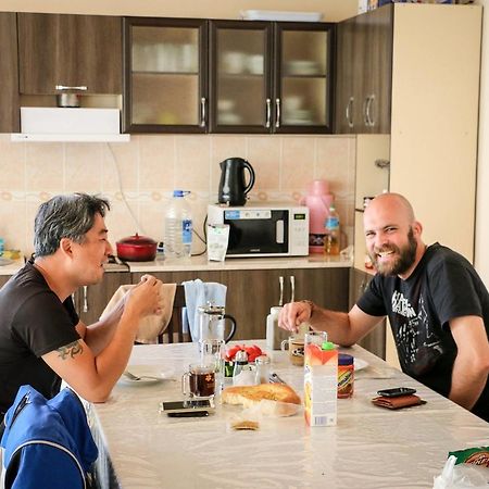 קראקול Hostel Nice מראה חיצוני תמונה