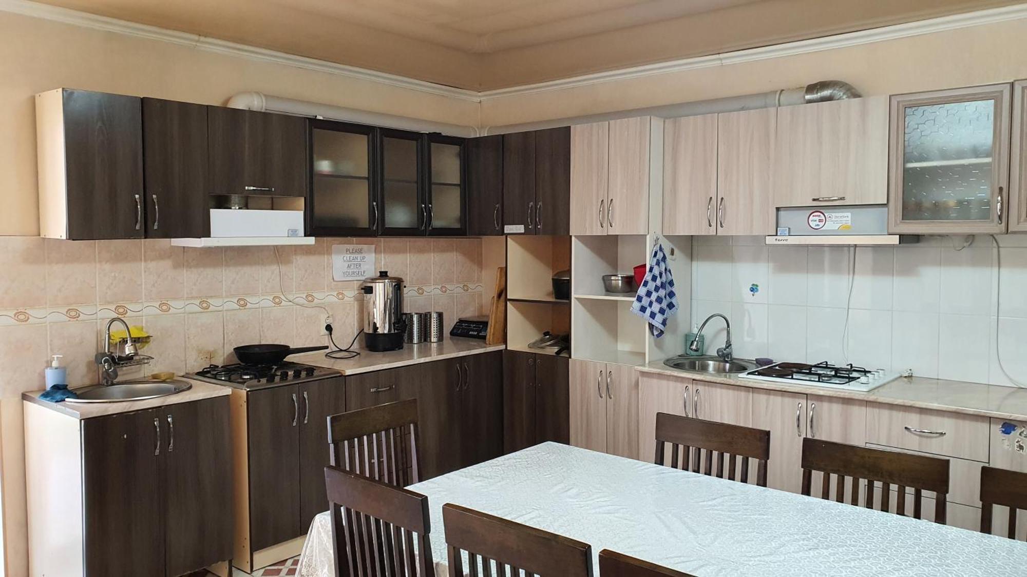 קראקול Hostel Nice מראה חיצוני תמונה